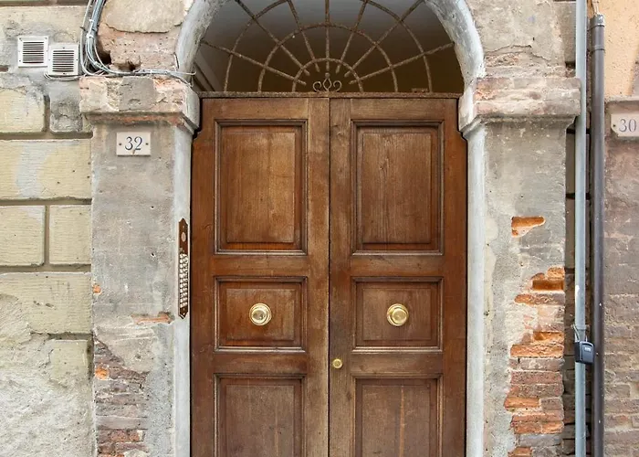 Apartamento Rialto 32 - Moderna In Centro Con Vista Siena